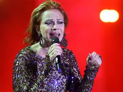 Paloma San Basilio cerró la penúltima noche del Festival