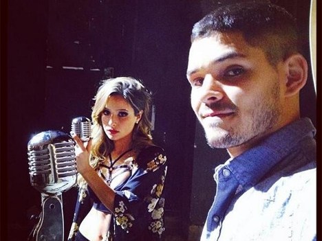 Los protagonistas de Cumbia Ninja, en pleno rodaje de la nueva temporada (Foto: Twitter de Brenda Asnicar)