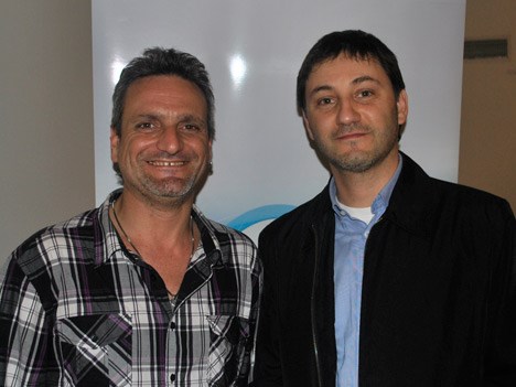 Gonzalo Speranza, productor ejecutivo de Nuts Studios, y Claudio Grandinetti, presidente de UIPAA. La serie animada Krakatoa es la única seleccionada por América Latina en el MIPJr.