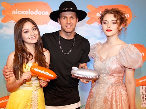 Nickelodeon KCA 16 Arg Karol Sevilla, Axel y Minerva Casero