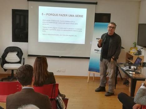Paulo Nascimento, de Accorde Filmes, compartió su experiencia en el MIPChina durante el Brazilian Content Exchange. Foto: BRAVI