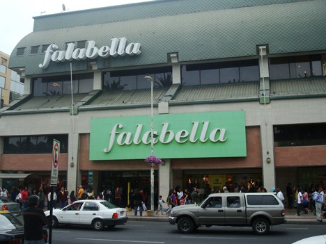 Falabella ingresa al mercado de telefonía móvil en Chile