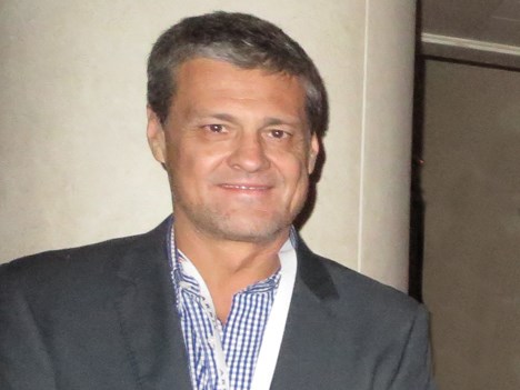 Eduardo Mandía, de Nuevo Siglo