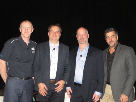 Andrew Baxter de NBN, Cornel Ciocirlan de Arris, Chris Bastian de la SCTE, y Vincencio Maya de Millicom