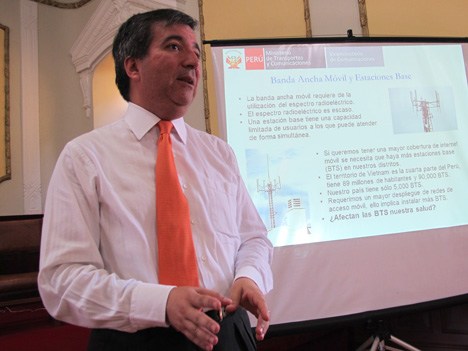 Raúl Pérez-Reyes Espejo, viceministro de Comu