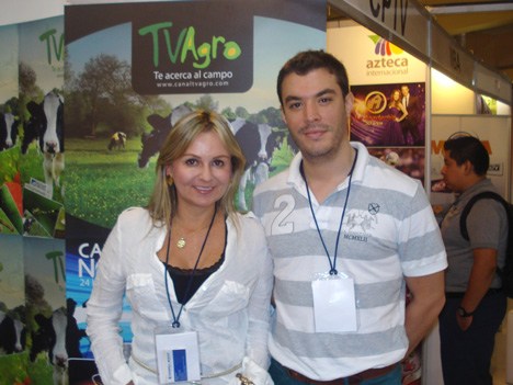 Piedad Martinez Patiño y Alejandro Angel Echeverry, de TV Agro