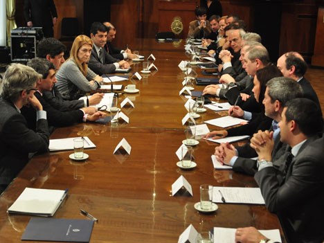 La ministra Débora Giorgi se reunió con representantes de telcos para potenciar despliegue de TDT abierta