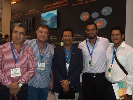 Colombia: Tomás Delgado, Juan Pablo Angel de GlobalTV, José Rojano. y Julián y Juan Manuel Cáez de TV Isla de San Andrés