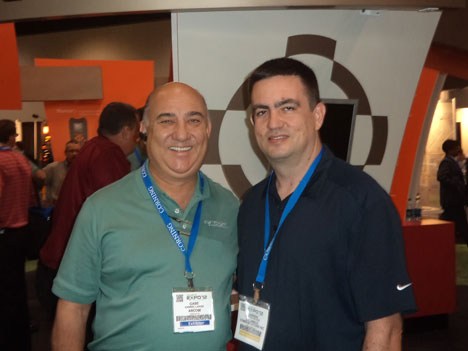 Gabe Larios y Darren Richer, CTO de Columbus Group del Caribe