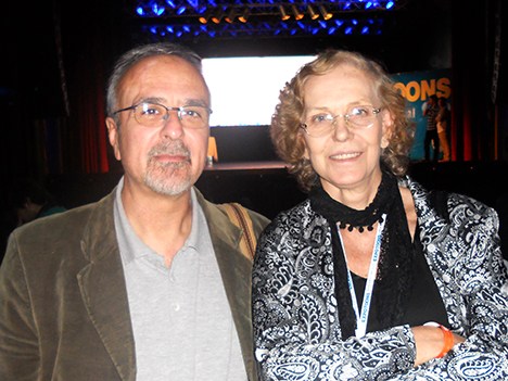 Sérgio Martinelli, de Zoyo Entertainment (Brasil), con Rosanna Manfredi, presidente de Expotoons
