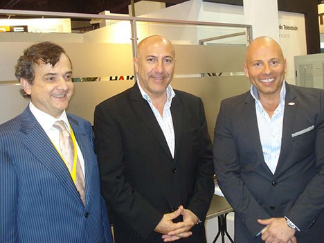 Eduardo De Nucci, de Viditec, Nahuel Villegas y Manuel Martinez, de Harris