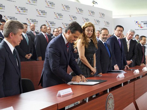 Enrique Peña Nieto en el acto de promulgación de la Reforma en Telecomunicaciones