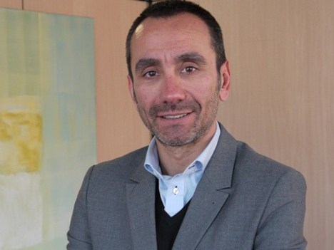 Carlos Benito