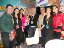 Silvana DAngelo y Ana Caratini junto a productores