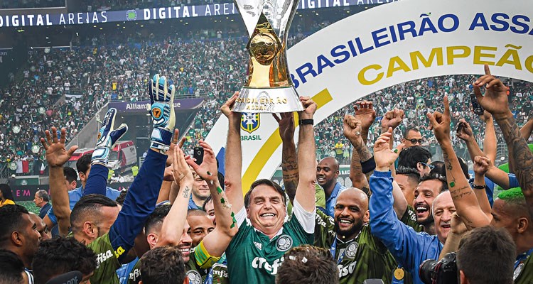 Brasil: Gobierno de del fútbol - Televisión