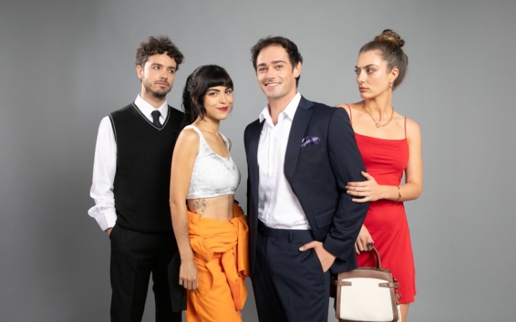 Canal 13 de Chile apuesta al melodrama vertical con nueva mininovela digital