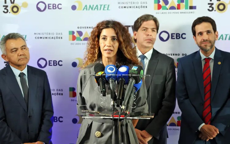 Antonia Pellegrino da EBC: TV pública lidera testes da TV 3.0 em Brasília