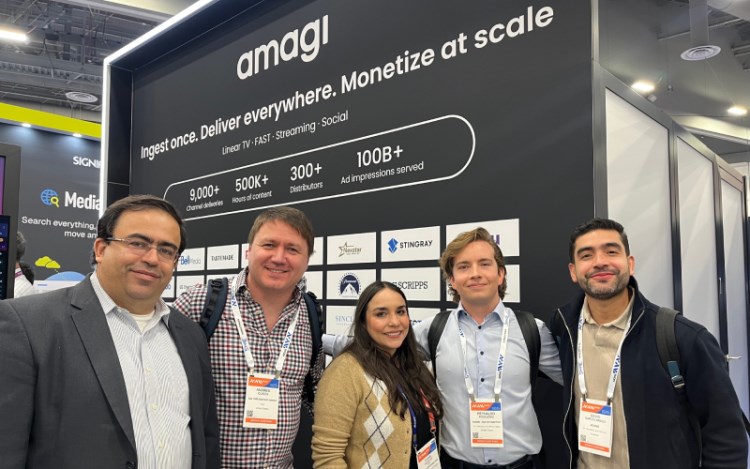 Ronaldo Dias y Diana Aguilar de Amagi con Andrés Cuscó y Reynaldo Riobueno de Olé Communications, y David García Ardila como parte del nuevo proyecto con Adams