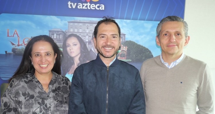 Karina Montoya, nueva VP de distribución y alianzas estratégicas; Adrián Ortega, director general de contenidos; Alejandro Chavez, director de programación.
