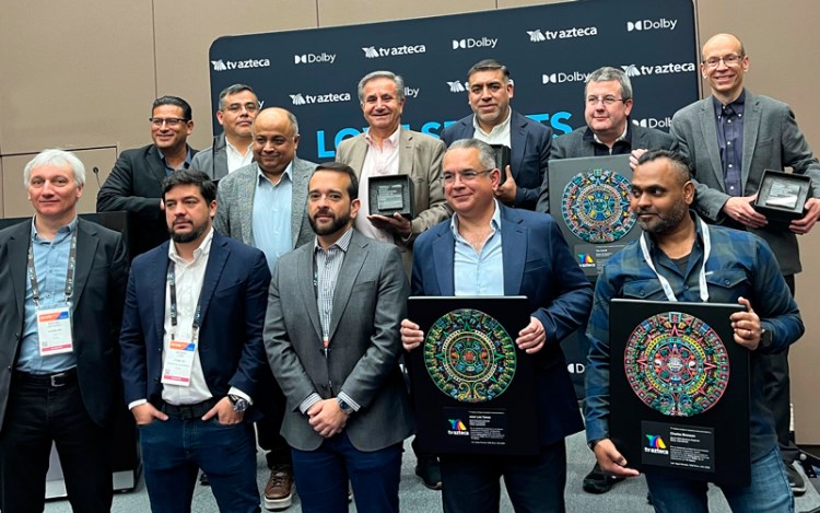TV Azteca con Pedro Carmona y Dolby se reconocieron por llevar DolbyAtmos a los TVs hogareños para el mundial
