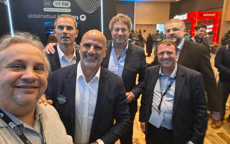 Ezequiel Daoud (Tech Leader Lab Personal), Fernando Cravero (Operaciones Internacionales Personal), Roberto Nobile (CEO Personal), Juan Carlos Pepe (CEO Personal PY), Mario Asnaghi (Manager Lab Personal) y Hugo Lombardo (CTO Personal PY)