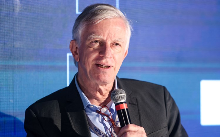 Carlos Fini